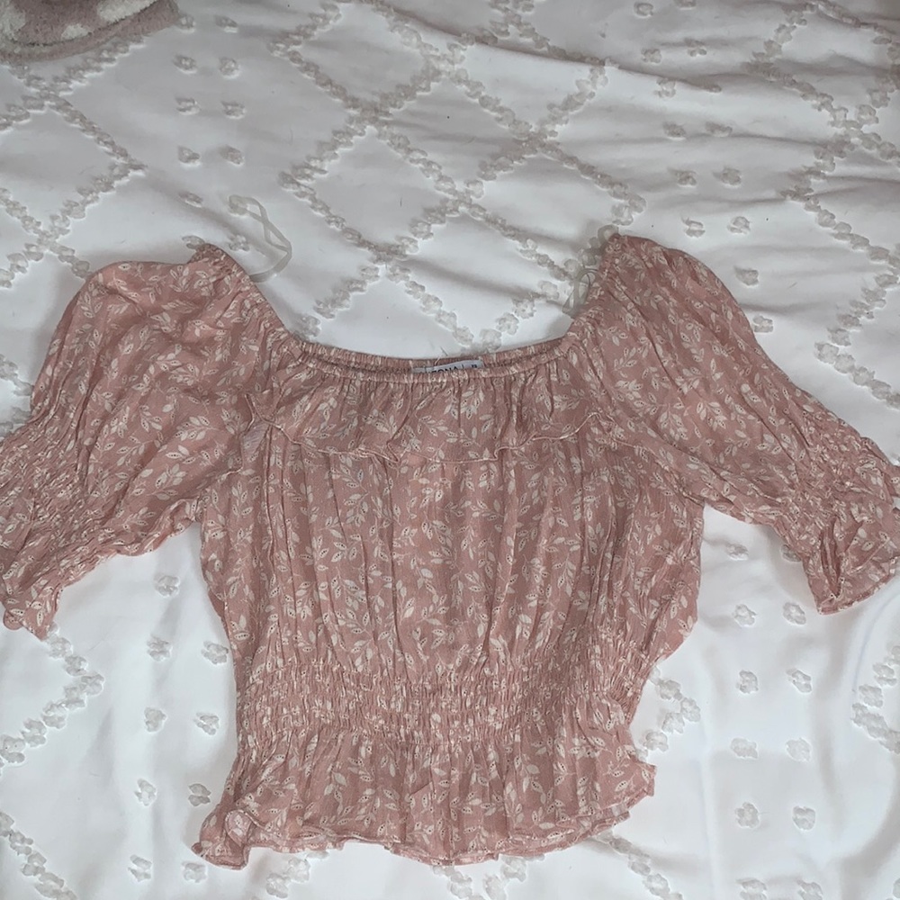 Cute ruffle blouse